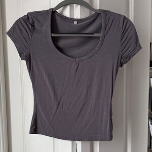 Women's Gray Short Sleeve Top